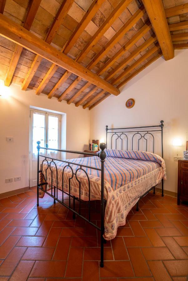 La Locanda Del Povero Diavolo Torriana Exterior foto